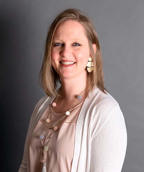 Headshot of Eleshia Brandon, Sr. Vice President at The Murray Bank